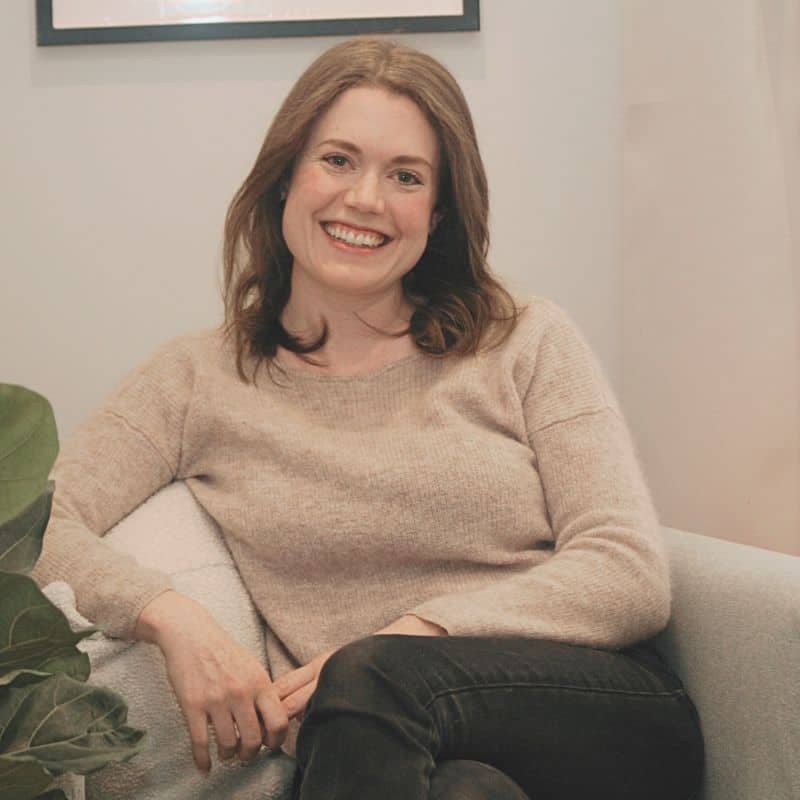 Photo of Natalie Stokes, online psychologist for parents